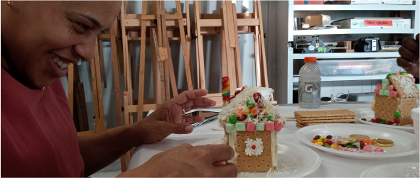 Making Gingerbread House